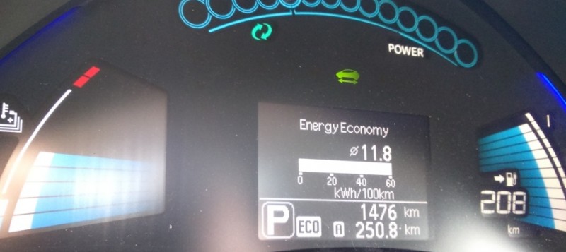 DSC_0593.JPG (140.99 KiB) Visto 6682 vezes Autonomia 11 Barras 90% SOC