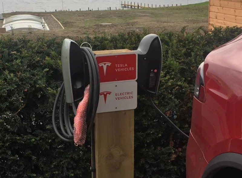 tesla-destination-chargers.jpg